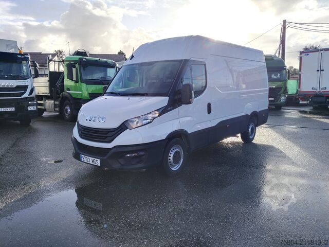 Kastenwagen Iveco Daily 35