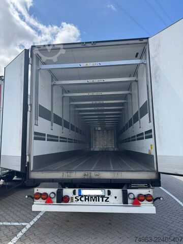 Reefer semitrailer SCHMITZ CARGOBULL SKO 24 , Thermo King SLX
