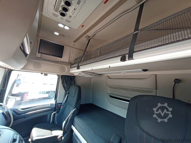 Standard SZM DAF XF 530 FT euro6d col.nero unipropietario