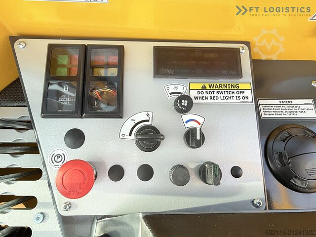 Vierwegestapler Combilift C5000XL GAS TRIPLEX 6000 EXTENDABLE FORK