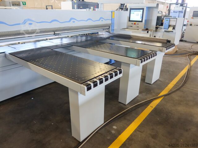 Plattensäge – Beschickung von vorne HOLZMA HPP 250/38/38