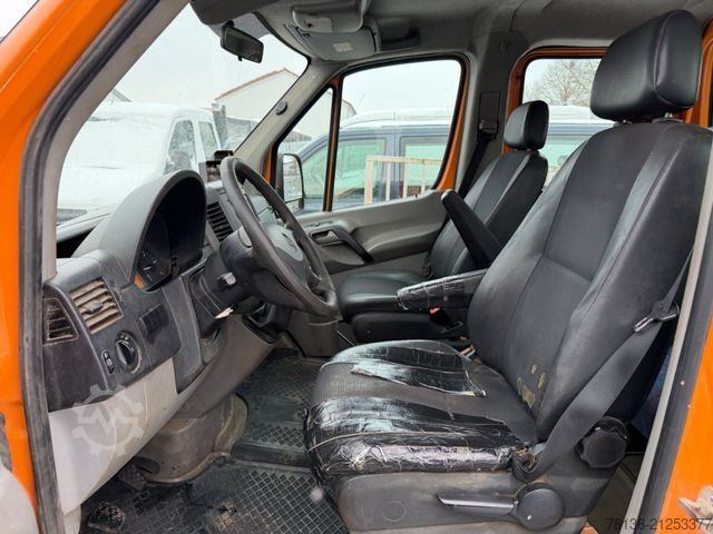 Pick-up van MERCEDES-BENZ Sprinter 510 CDI DOKA Pritsche AHK 6 Sitzer