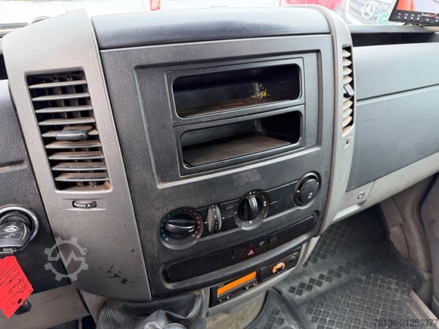 Pick-up van MERCEDES-BENZ Sprinter 510 CDI DOKA Pritsche AHK 6 Sitzer