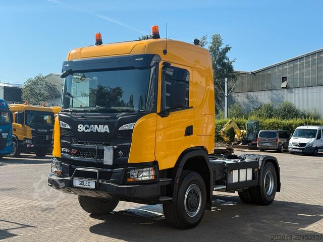 Standard tractor unit SCANIA G450 XT 4x4 Euro 6 SZM Kipphydraulik Blatt /Luft