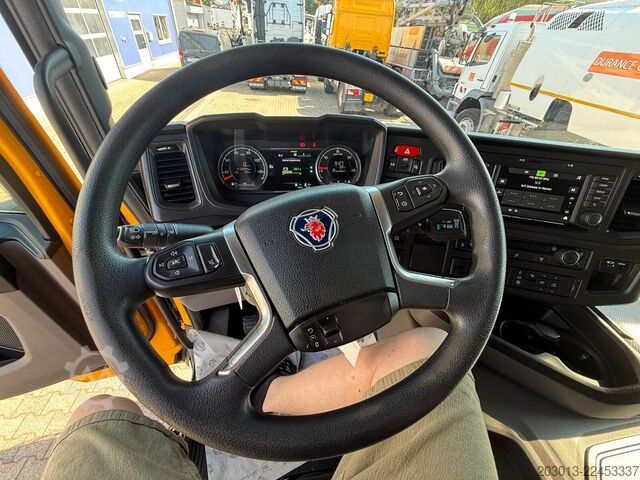 Standard tractor unit SCANIA G450 XT 4x4 Euro 6 SZM Kipphydraulik Blatt /Luft