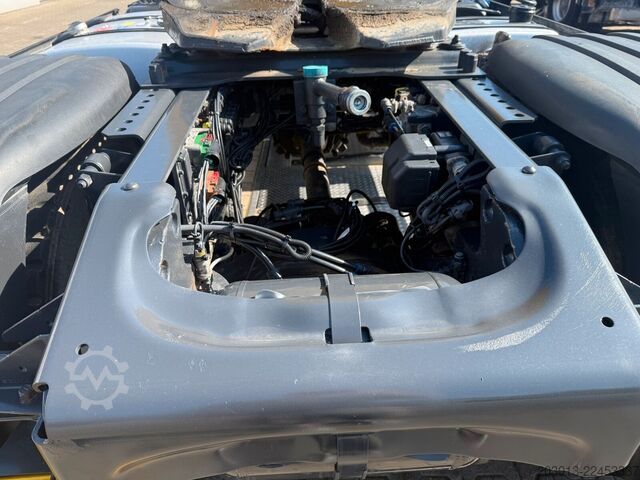 Standard tractor unit SCANIA G450 XT 4x4 Euro 6 SZM Kipphydraulik Blatt /Luft