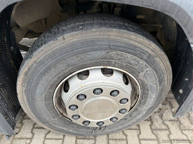 Flatbed truck SCANIA R500 6x4 Pritsche mit Kran Palfinger PK53002 SH