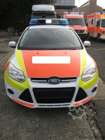 Fire truck FORD Focus Kombi Einsatzfahrzeug KdoW ELW / TÜV 08-27