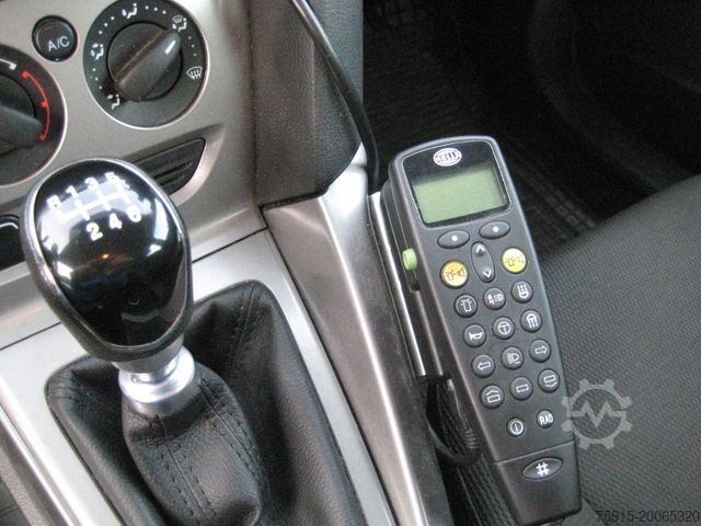 Fire truck FORD Focus Kombi Einsatzfahrzeug KdoW ELW / TÜV 08-27