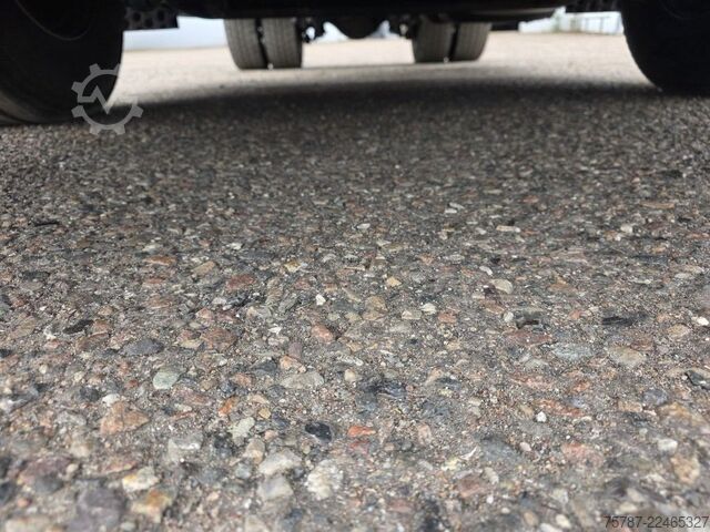 Standard tractor unit MAN 18.470 TGX XXL Unfall, Retarder, 2 Kreis Hydr.