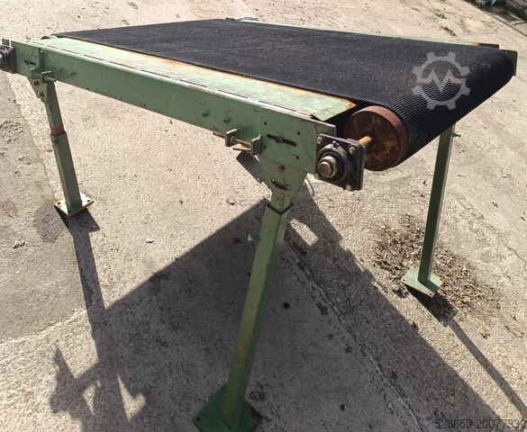 Belt conveyor  