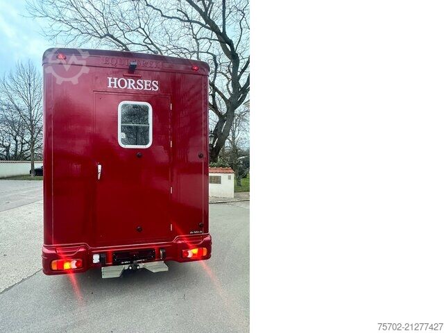 Viehtransporter Peugeot Boxer Equi-Trek 1-2 Pferde