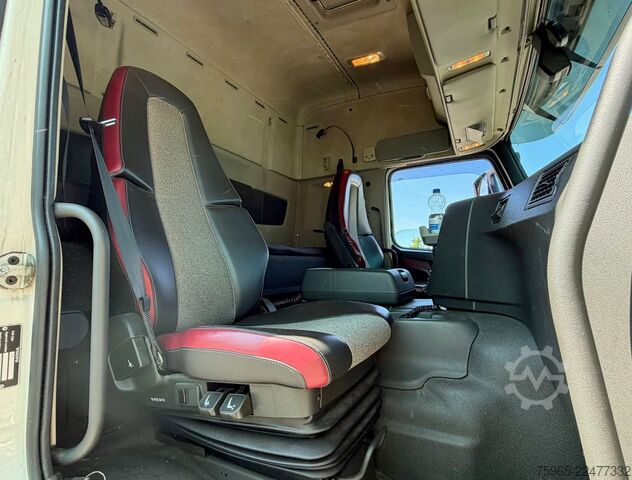 Standard SZM VOLVO FM 370 EURO 6 SPOILERS SMART TACHO 2X TANKS TOP