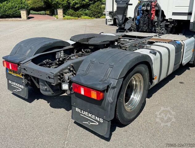 Standard SZM VOLVO FM 370 EURO 6 SPOILERS SMART TACHO 2X TANKS TOP
