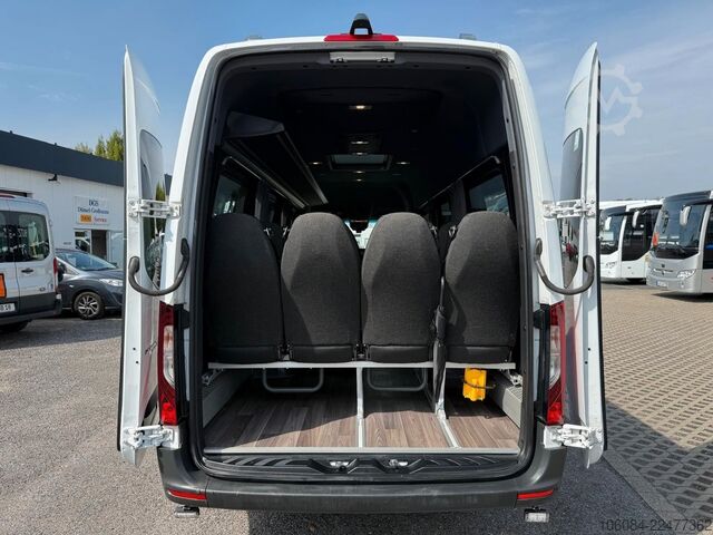 Minibus MERCEDES-BENZ Sprinter 517 Transfer 45 LL 19 +1 Tremonia