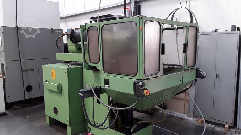 Milling machine DECKEL FP4MA