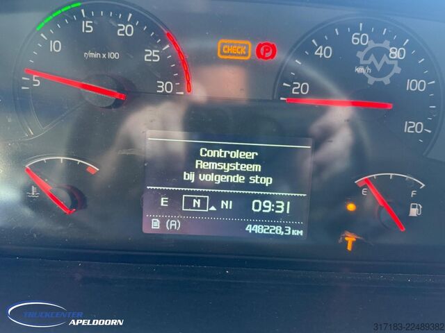 Standard tractor Volvo FM 410 4X2 448000 km, Compressor
