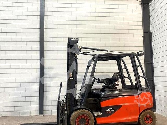 Forklift Linde E50HL-01