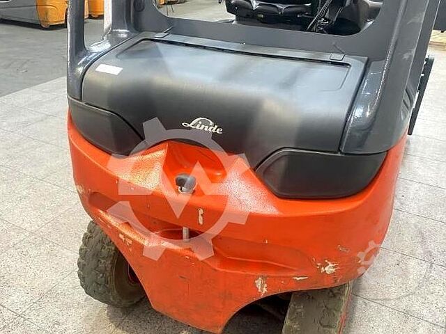 Forklift Linde E50HL-01