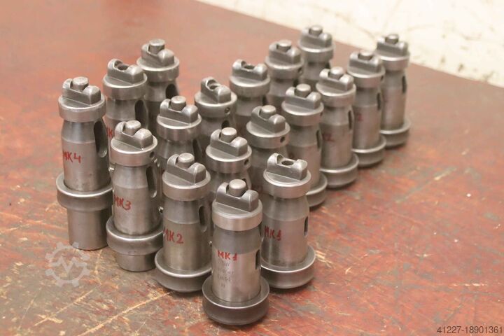 Quick-change chuck holders 18 pieces unbekannt MK1/MK2/MK3/MK4