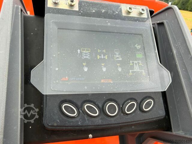 Scherenarbeitsbühne JLG ERT4069