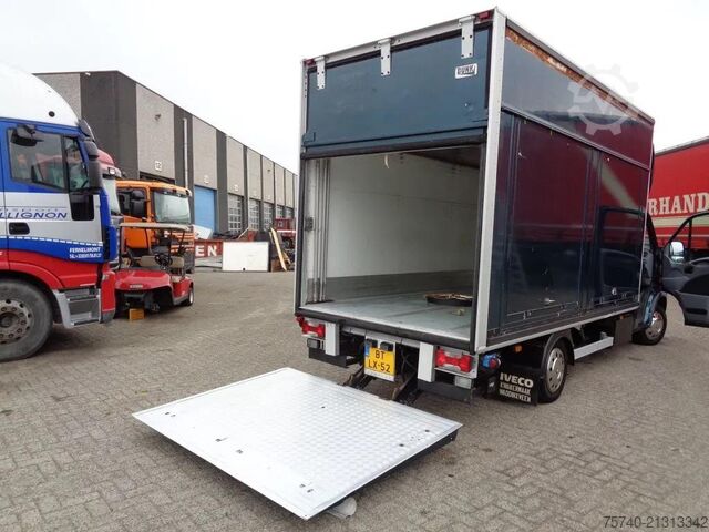 Refrigerated/freezer transport (closed box) Iveco Daily 50c15 x+ Manual + Carrier + Flower transp...