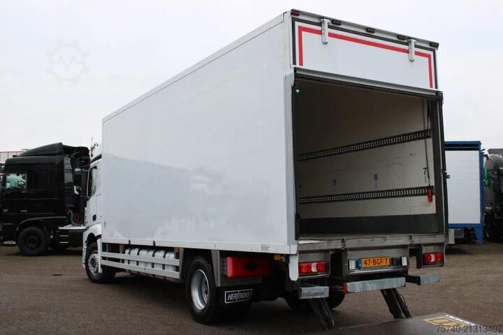 Box body Mercedes-Benz Actros 1927 + EURO 6 + LIFT