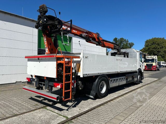 LKW mit Pritsche (offen) SCANIA P360 / Atlas 145 + Zange