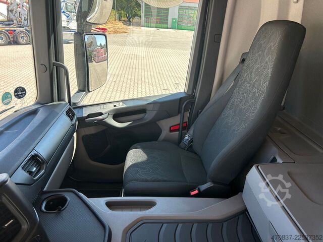 LKW mit Pritsche (offen) SCANIA P360 / Atlas 145 + Zange