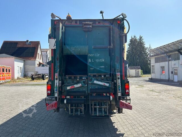 Garbage truck MERCEDES-BENZ 2533 / Faun VarioPress 524 + Schüttung