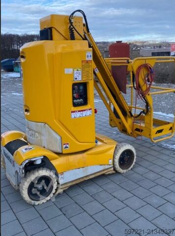 Vertical mast lift Haulotte STAR 10 Batteriebaujahr 2023