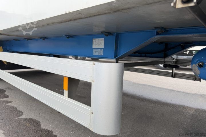 Kofferanhänger Van Hool 2K0019 Koffer / Swiss-Vehicle