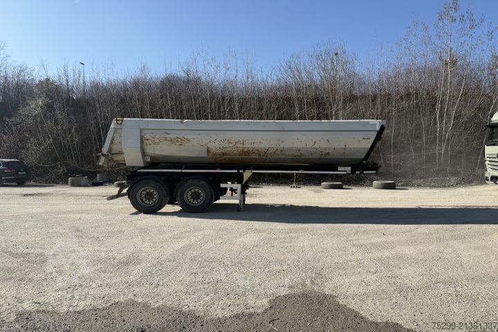 Kipper Auflieger  SKM Kipper / Swiss-Vehicle