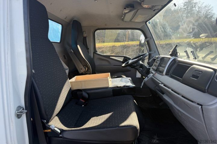 Kühlkoffer-LKW Fuso 9C18 Kühlkoffer / HB / Swiss-Vehicle