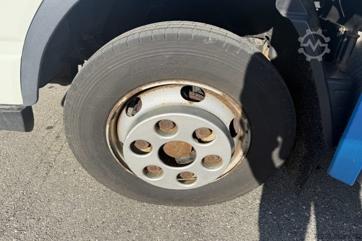 Kühlkoffer-LKW Fuso 9C18 Kühlkoffer / HB / Swiss-Vehicle