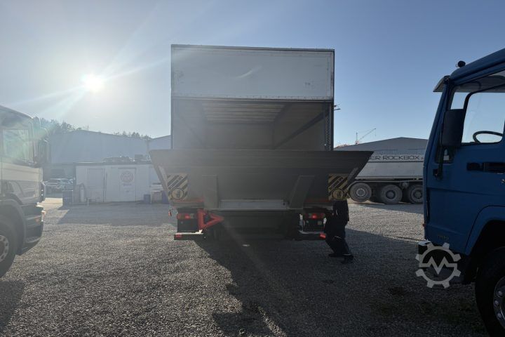LKW mit Kofferaufbau Volvo FLL-290 4x2R Getriebeschaden / Swiss-Vehicle