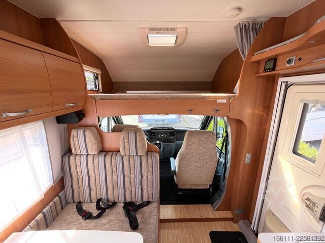 Alkoven Wohnmobil LMC Breezer A 664G - Etagenbetten - Klima - Tempomat
