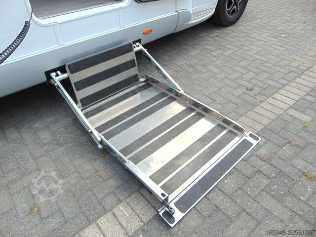 Teilintegriertes Wohnmobil ACROSS 689 CDH Rollstuhllift -barrierefrei AUTOMATIK