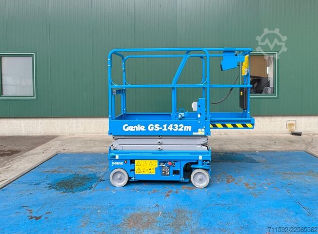 Scherenarbeitsbühne Genie GS-1432m E-Drive