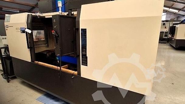 Vertical machining center HWACHEON Vesta 1050B