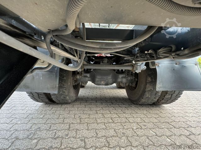 Truck mounted crane RENAULT Premium Lander 310.26 6x4 Kipper /Kran