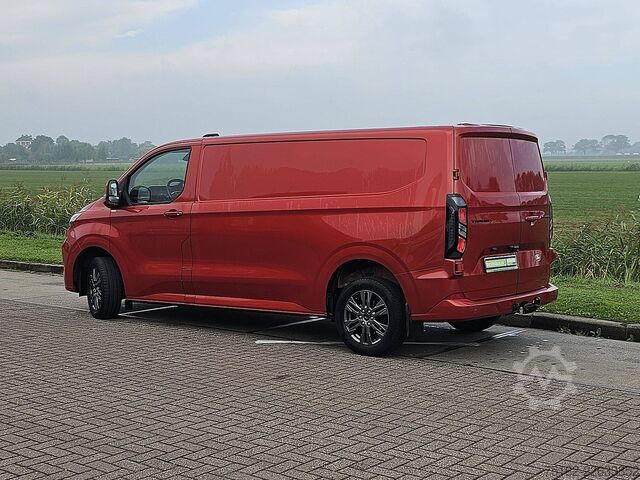 High-roof van FORD TRANSIT CUSTOM 2.0 L2 LIMITED 170Pk !