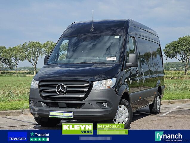 High-roof van MERCEDES-BENZ SPRINTER 317 L2H2 Mbux Navi AC