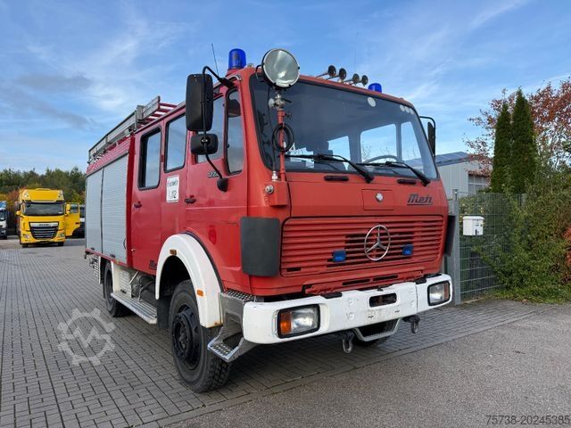LKW mit Kofferaufbau MERCEDES-BENZ 1222 AF 4x4 ALLRAD/Feuerwehr /Pumpe
