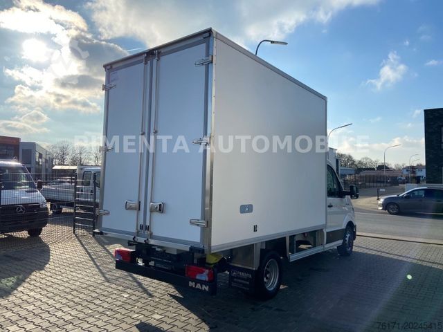 Transporter mit Koffer VOLKSWAGEN Crafter 50 FILZKOFFER 2,40mH NAVI KLIMA TEMPOMAT