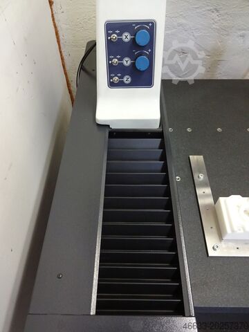 Coordinate measuring machine Mitutoyo Manual CMM Crysta-Plus M 443