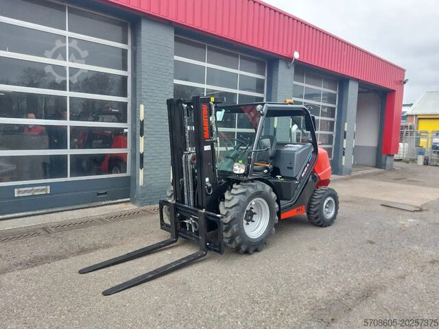 GelÀndestapler Manitou MC 25-4 / Nieuw / Direct leverbaar! / 24 maande...