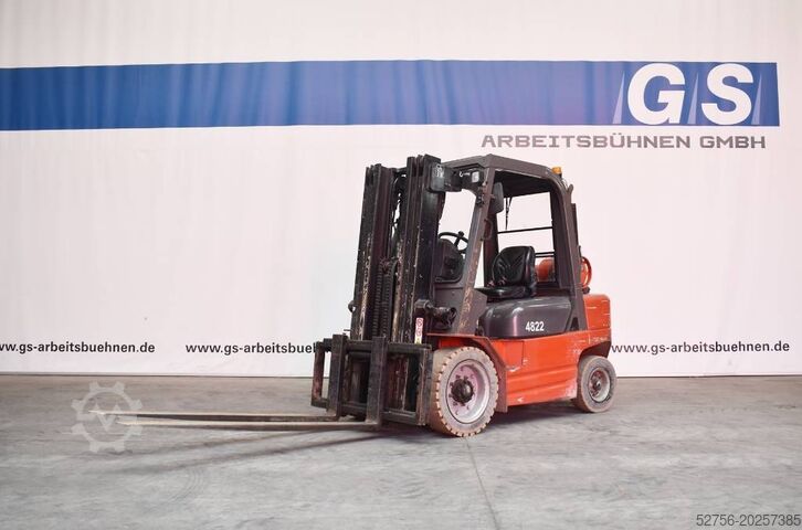 Forklift Manitou CG 30 P