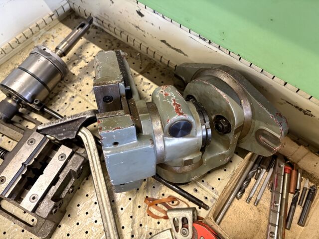 Workshop drawer cabinet with contents nan nan