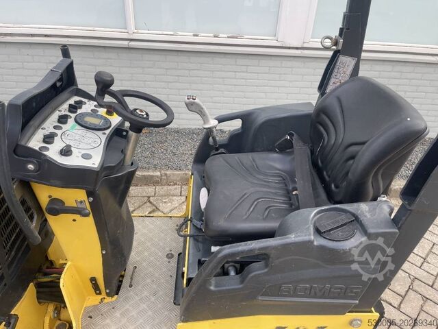 Tandem roller Bomag BW 100 AD M-5       2019